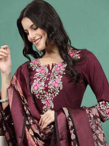 Women Burgundy Color Embroidery Staright Kurta Pant With Dupatta Set