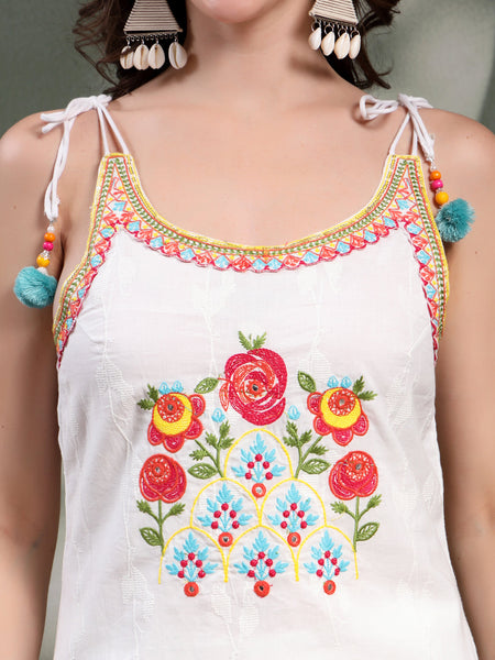 Women White Embroidered Pure Cotton Round Neck Kurta & Trousers With Dupatta