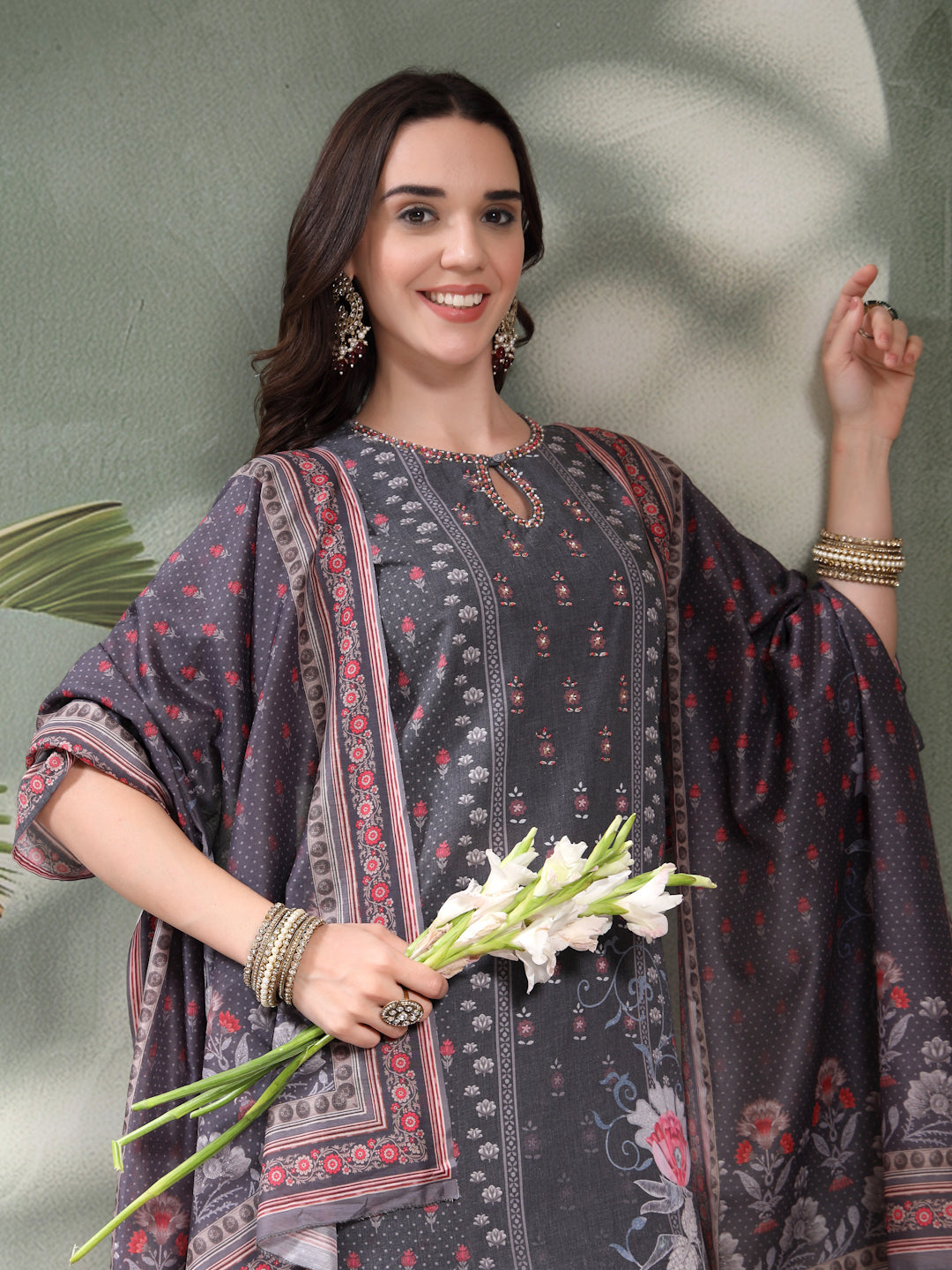 Women Grey Printed Keyhole Neck Kurta & Trousers With Dupatta