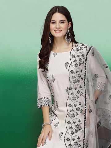 Women White Color Embroidery Staright Kurta Pant With Dupatta Set