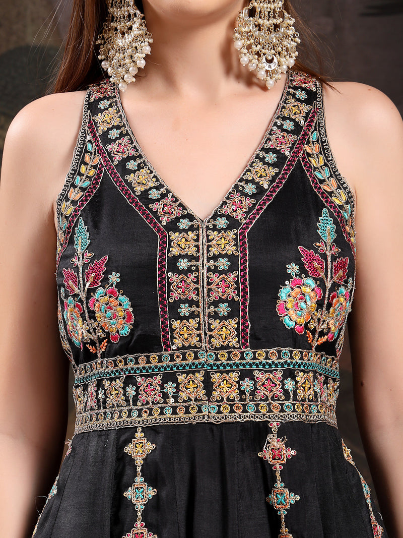 Women Ethnic Motifs Embroidered Empire Thread Work Kurta with Palazzos & With Dupatta