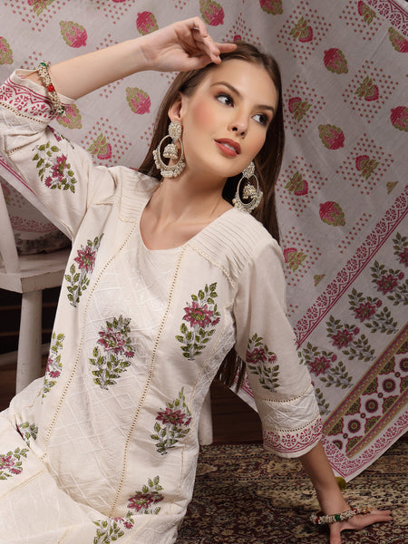 Women Floral Printed Regular Thread Work Pure Cotton Kurta with Trousers & With Dupatta