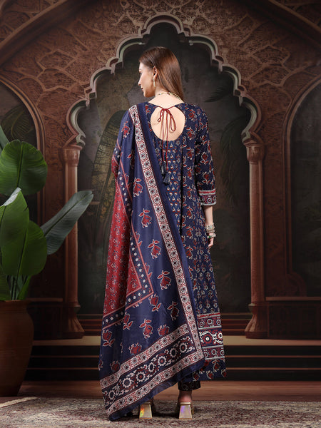 Women Floral Printed Panelled Thread Work Pure Cotton Kurta with Trousers & With Dupatta