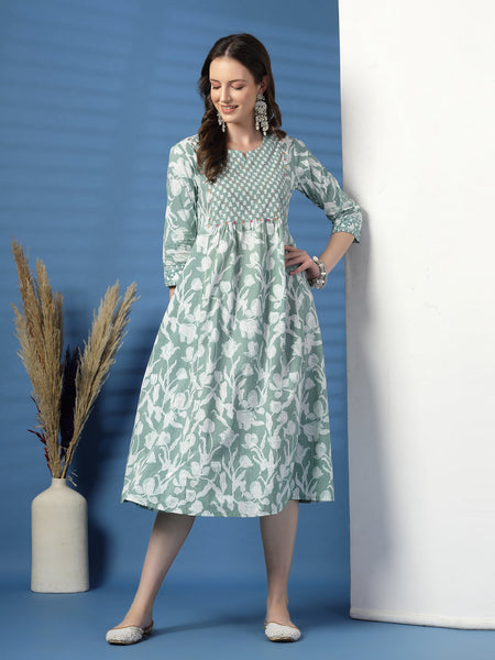 Women Green Floral Printed Sequinned Kurta