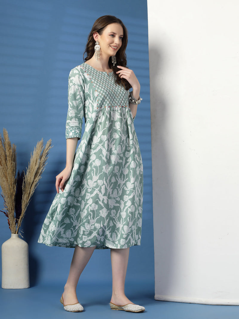Women Green Floral Printed Sequinned Kurta