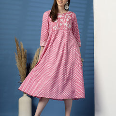 Women Floral Printed Sequinned Kurta