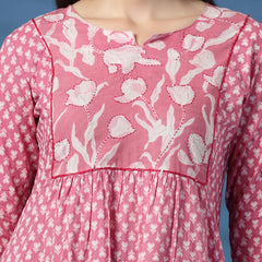 Women Floral Printed Sequinned Kurta