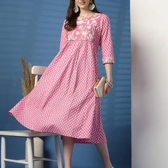 Women Floral Printed Sequinned Kurta