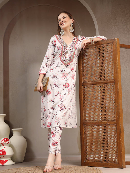 Women Floral Printed Regular Kurta with Trousers