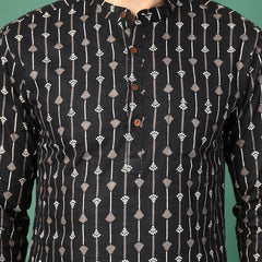 Men's  Mandarin Collar Full Sleeve Kurta-Zoom