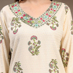 Women Pink Floral Printed Regular Kurta with Trousers & With Dupatta