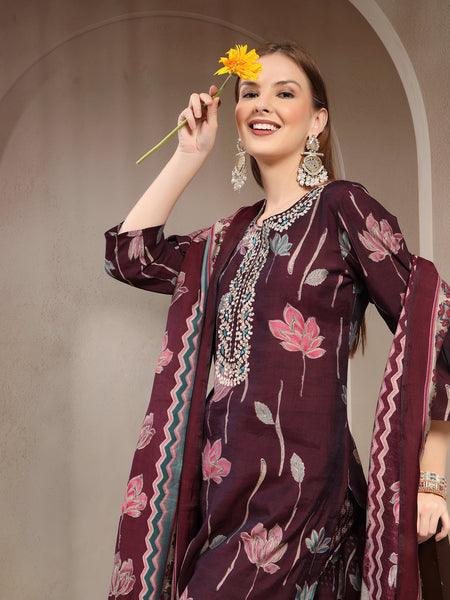 Women Floral Printed Regular Kurta with Trousers & With Dupatta