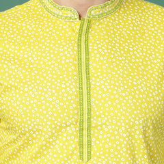 Men lime green embroidered kurta
Close view