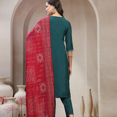 Women Green Embroidered Pure Silk Round Neck Straight Kurta & Trousers With Dupatta