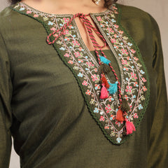Women Green Embroidered Tie-Up Neck Kurta & Sharara & Dupatta Set
