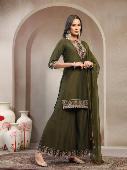 Women Green Embroidered Tie-Up Neck Kurta & Sharara & Dupatta Set