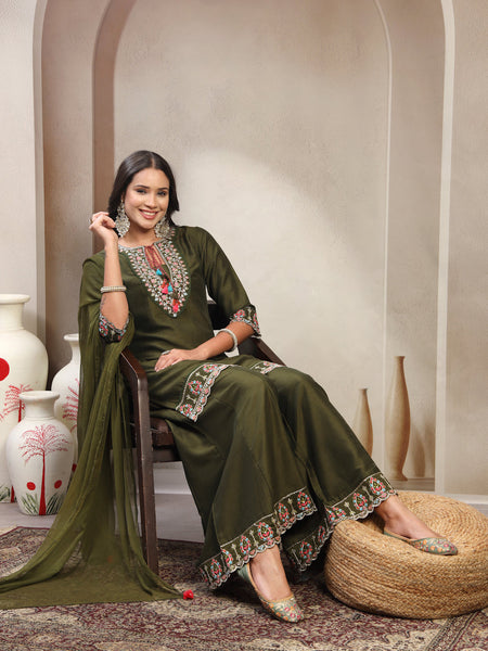 Women Green Embroidered Tie-Up Neck Kurta & Sharara & Dupatta Set