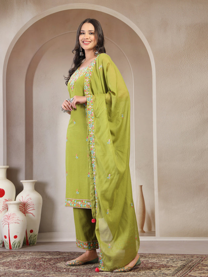 Women Green Embroidered Pure Cotton Round Neck Kurta & Trousers With Dupatta