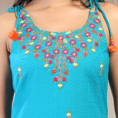 Women Turquiose Blue Embroidered Pure Cotton Round Neck Straight Kurta & Trousers With Dupatta