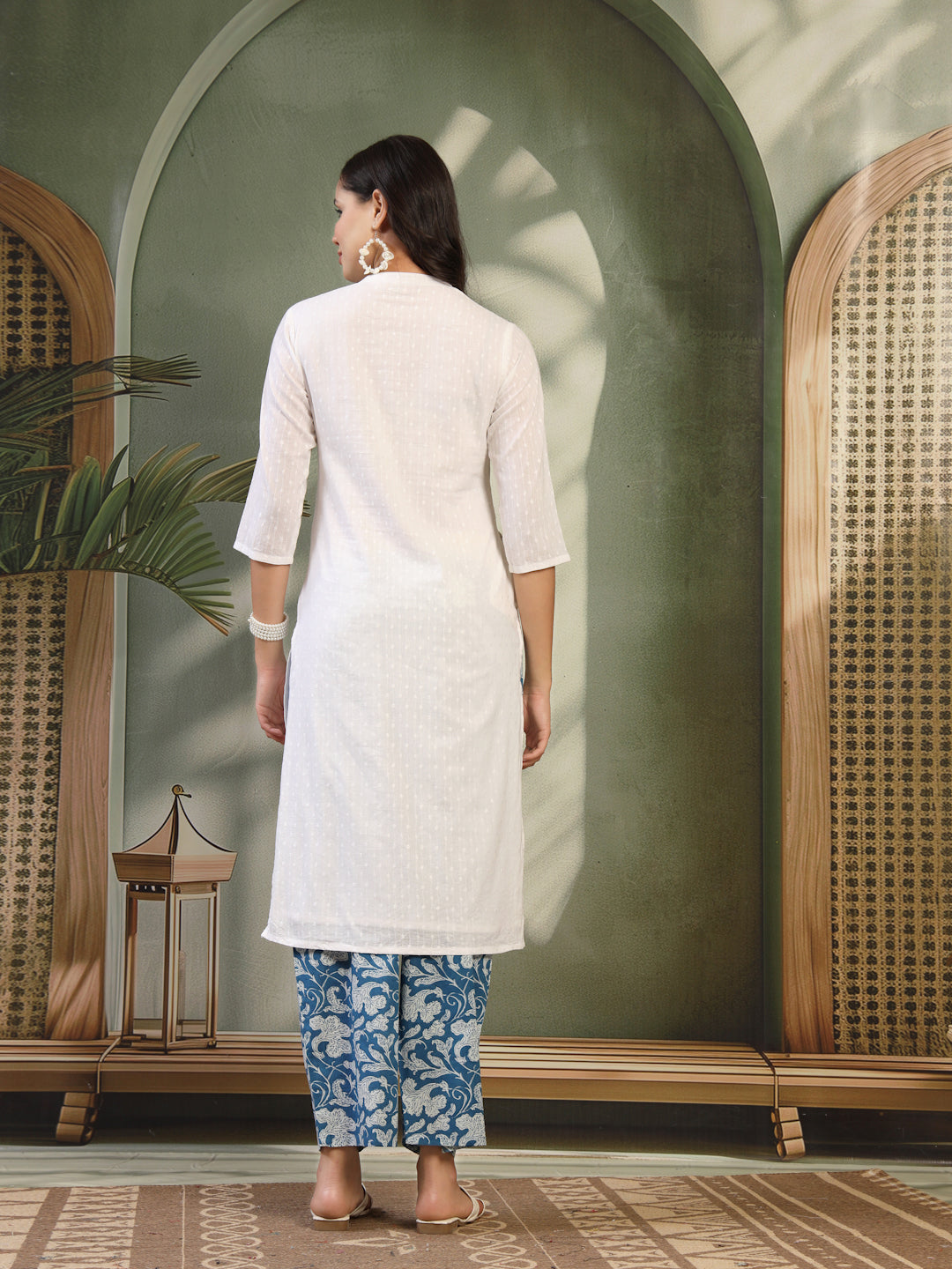 Women Self Design Pure Cotton Mandarin Collar Straight Kurta & Palazzos