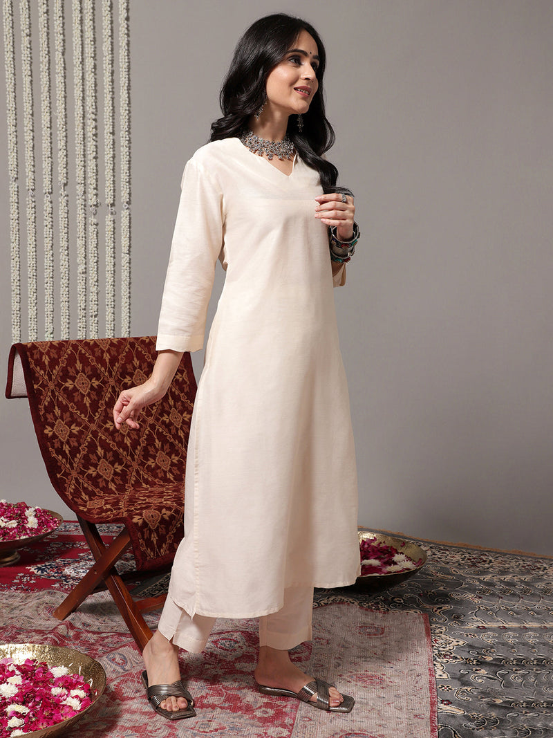 Women V-Neck Straight Kurta With Trousers & Dupatta