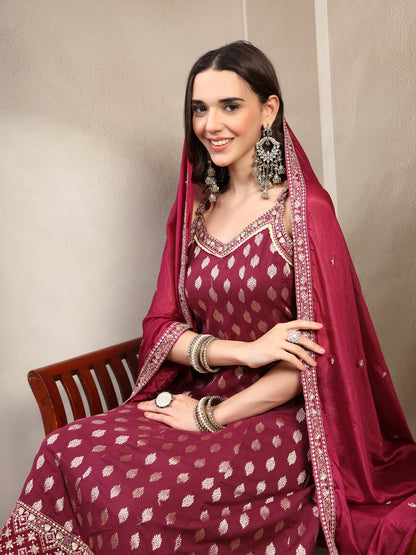 Women Burgundy  Woven Design & Embroidered Pure Cotton V-Neck Kurta & Trousers With Dupatta