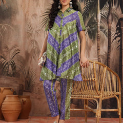 Women Green Printed Chinnon Kurta with Palazzos