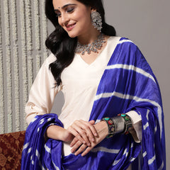 Women V-Neck Straight Kurta With Trousers & Dupatta