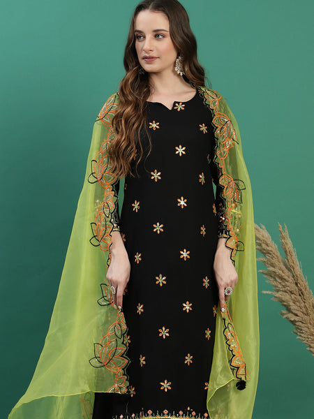 Women Black Embroidered Straight Kurta Set