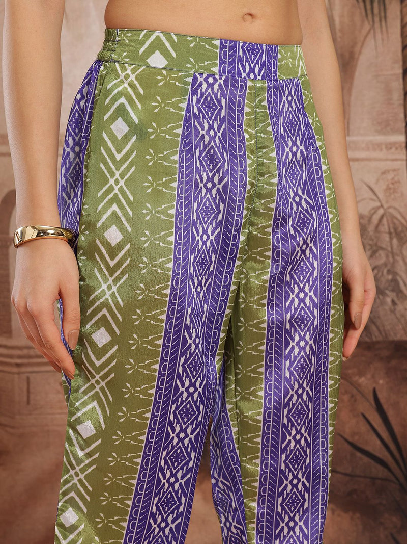 Women Green Printed Chinnon Kurta with Palazzos