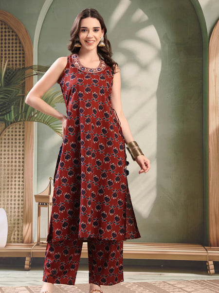 Girl ethnic maroon kurta set front view
