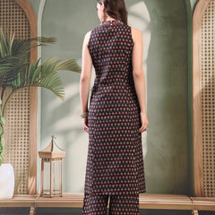 Women Black Embroidered Cut Sleeve Kurta Set