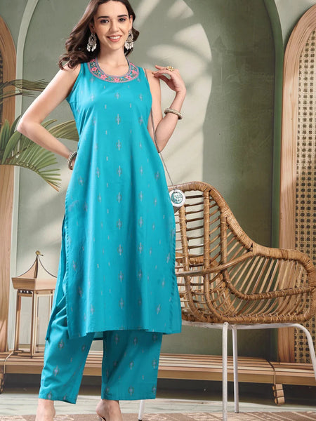 Female ethnic turquoise kurta set front view
