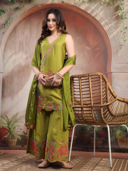 Festive wear green kurta sharara outfit model pose