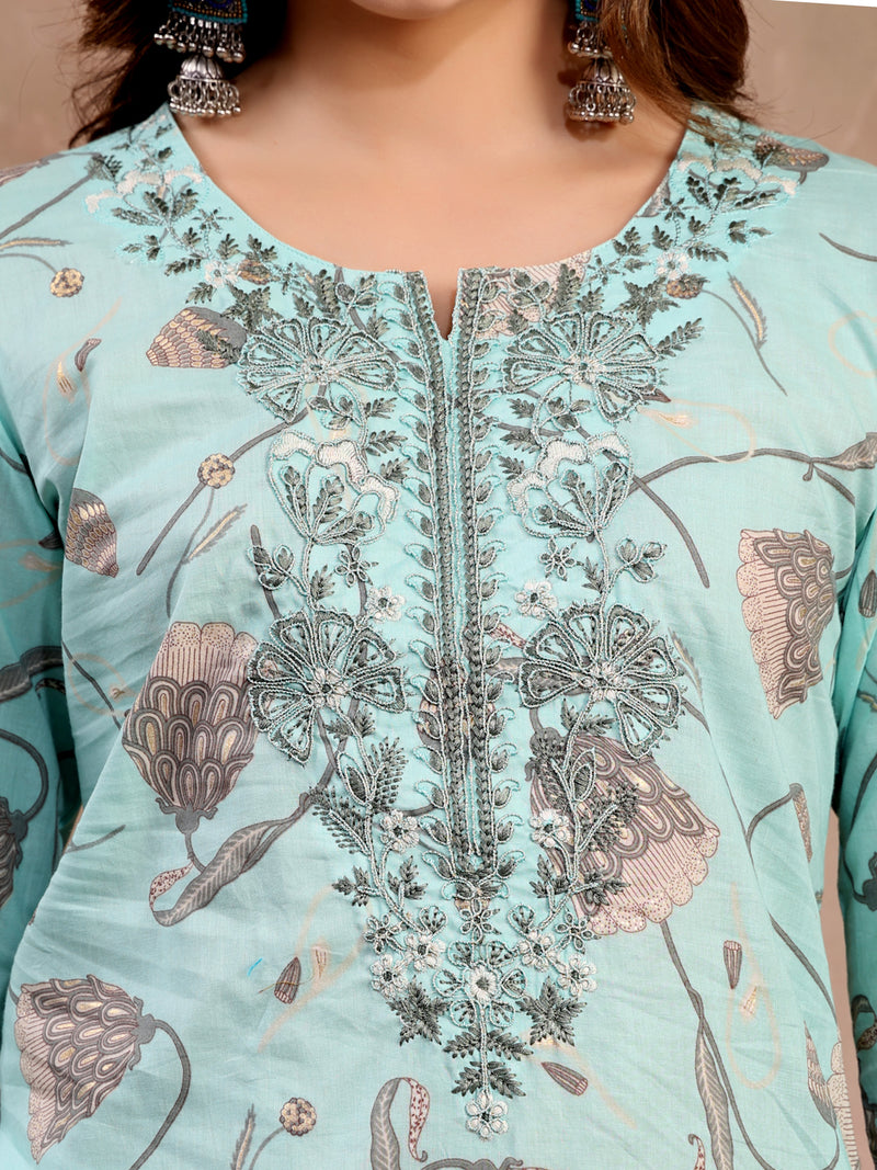 Women Green Embroidered Cotton Kurta