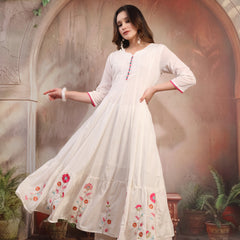Women White Embroidered Anarkali Set with Dupatta