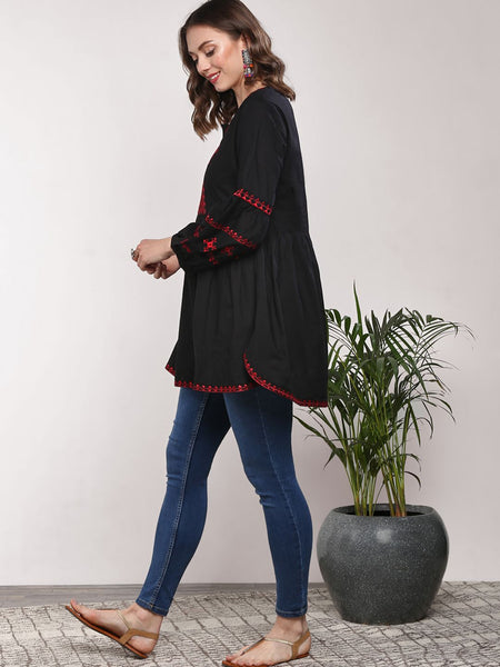Side view black embroidered kurti top
