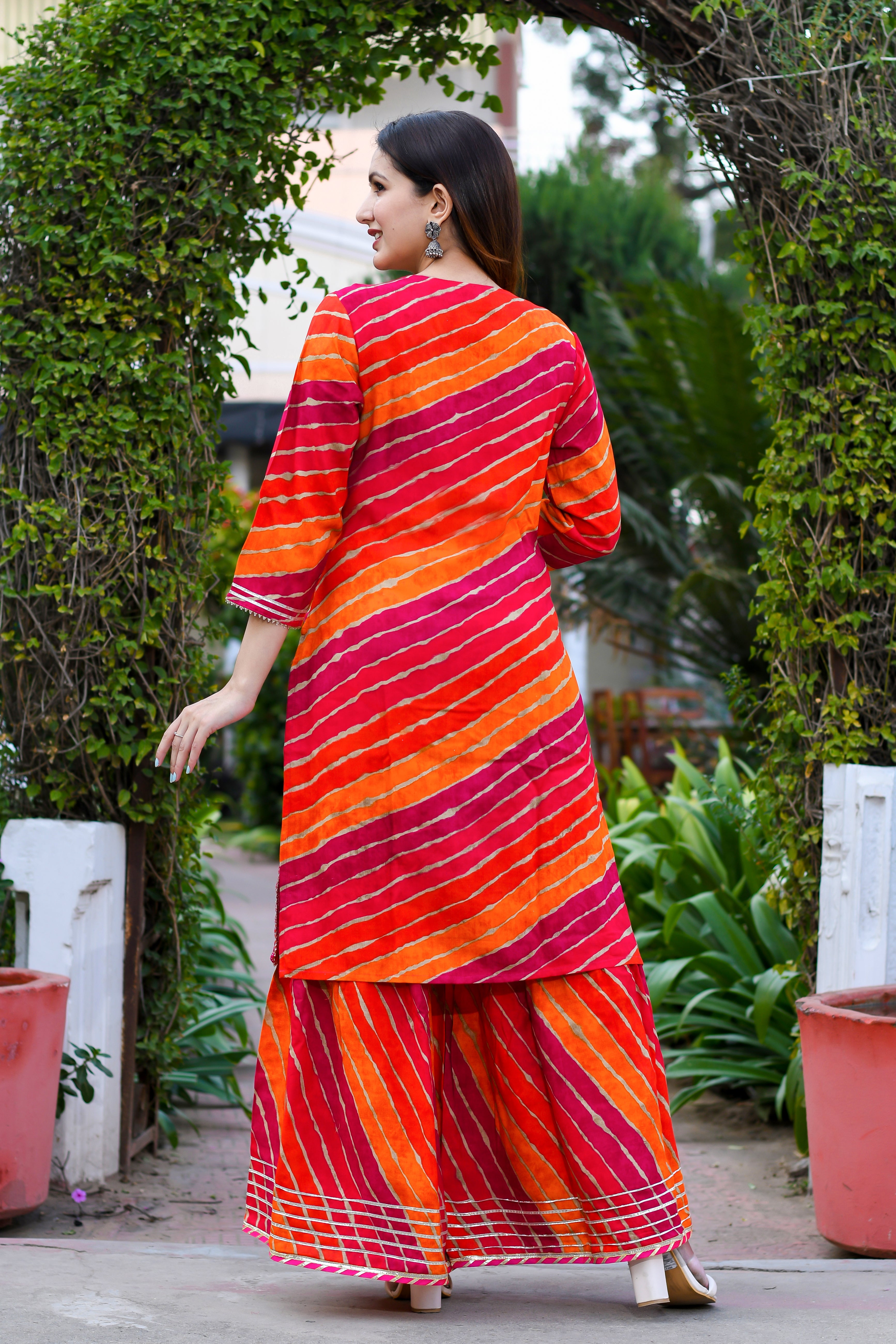 Buy Yuvon Design Hub Cotton Leheriya Print Sleeveless Kurti-Sharara Set for  Girls Wear dresses for kids at Amazon.in