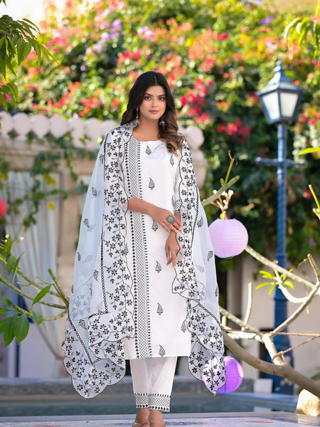 RAMA'S Elegant Women White Floral Motif's Embroidery embellished  kurta with  Pant & Dupatta  Set