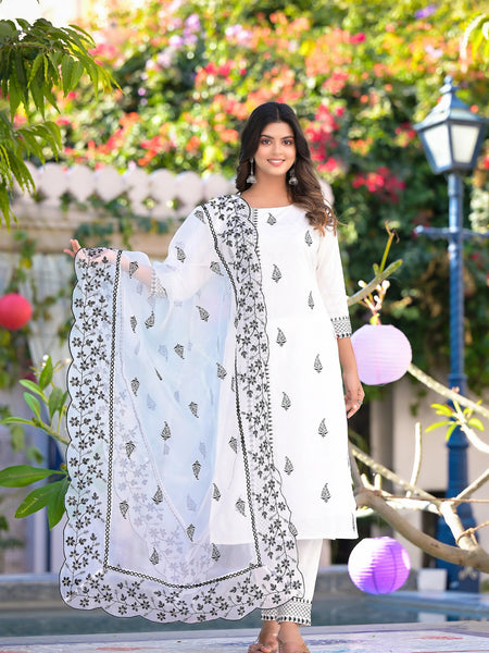 RAMA'S Elegant Women White Floral Motif's Embroidery embellished  kurta with  Pant & Dupatta  Set