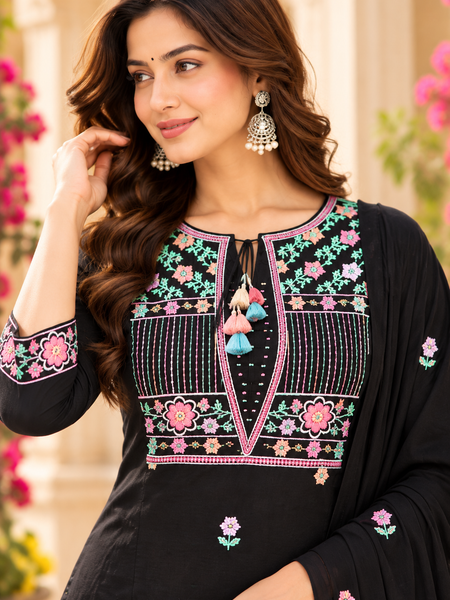 Women’s Black   Embroidered Kurta Set with Pants & Matching Dupatta – Traditional Festive Ethnic Wear