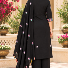 Women’s Black   Embroidered Kurta Set with Pants & Matching Dupatta – Traditional Festive Ethnic Wear