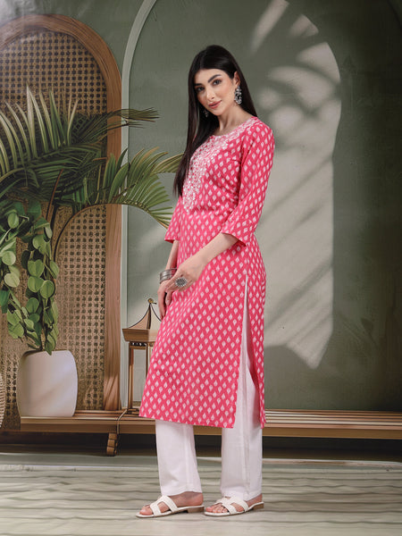 Women Floral Printed Festive Cotton Straight Kurta