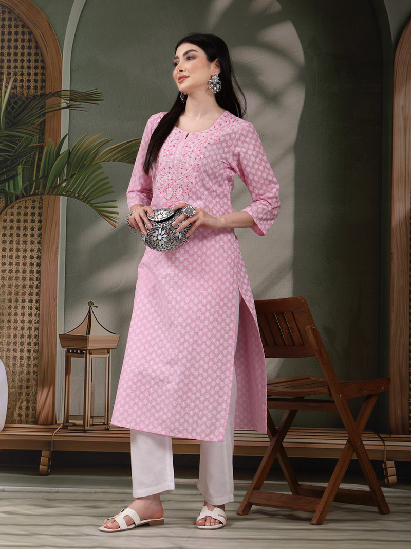 Women Floral Printed Thread Work Notch Neck Pure Cotton Straight Kurta