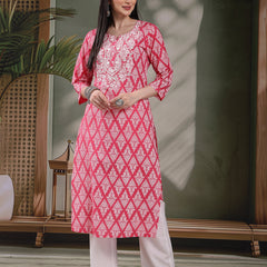 Women Floral Printed Round Neck Straight Kurta