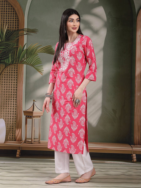 Women Paisley Printed Thread Work Notch Neck Pure Cotton Straight Kurta