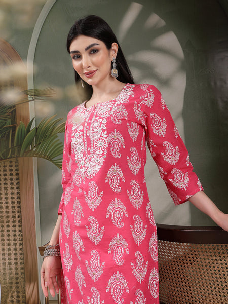 Women Paisley Printed Thread Work Notch Neck Pure Cotton Straight Kurta