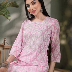 Women Paisley Printed Thread Work Notch Neck Pure Cotton Straight Kurta