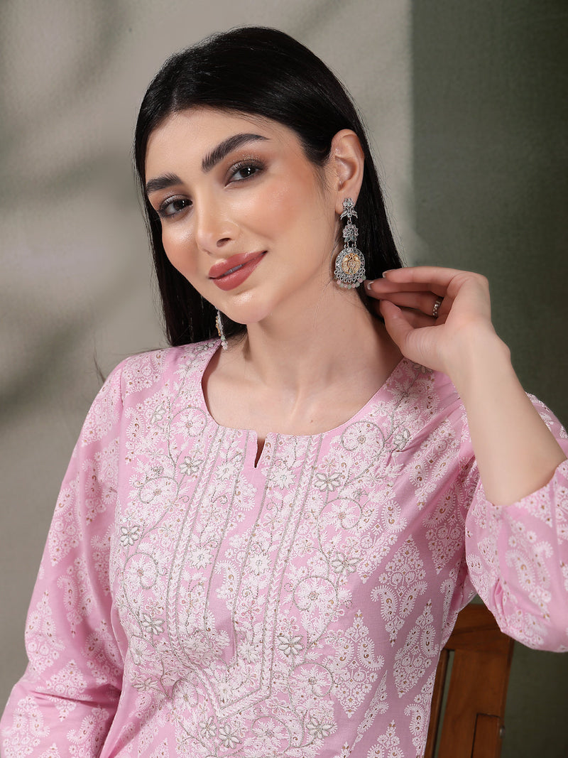 Women Paisley Printed Thread Work Notch Neck Pure Cotton Straight Kurta