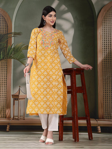 Women Floral Printed Thread Work Notch Neck Pure Cotton Straight Kurta